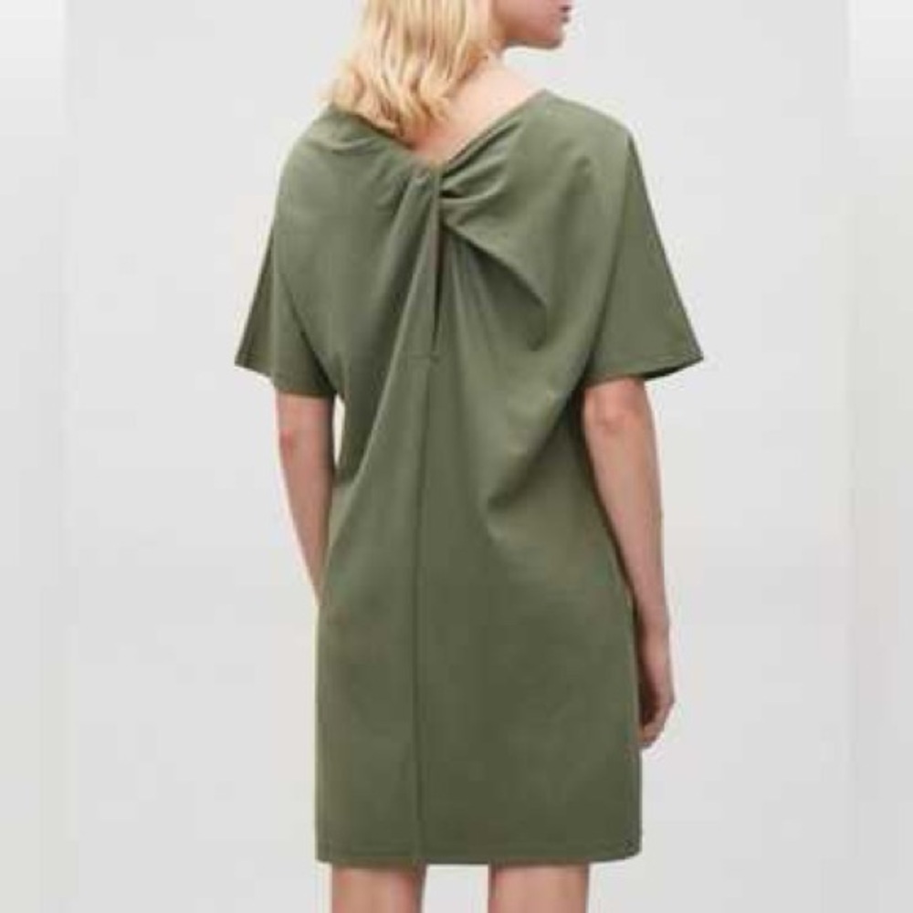COS Jersey Twist Keyhole Back Mini Dress Short Slve Casual Preppy Travel Green M